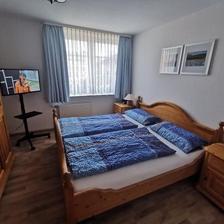 Yachthus - Direkt Am Meer Carolinensiel Bagian luar foto